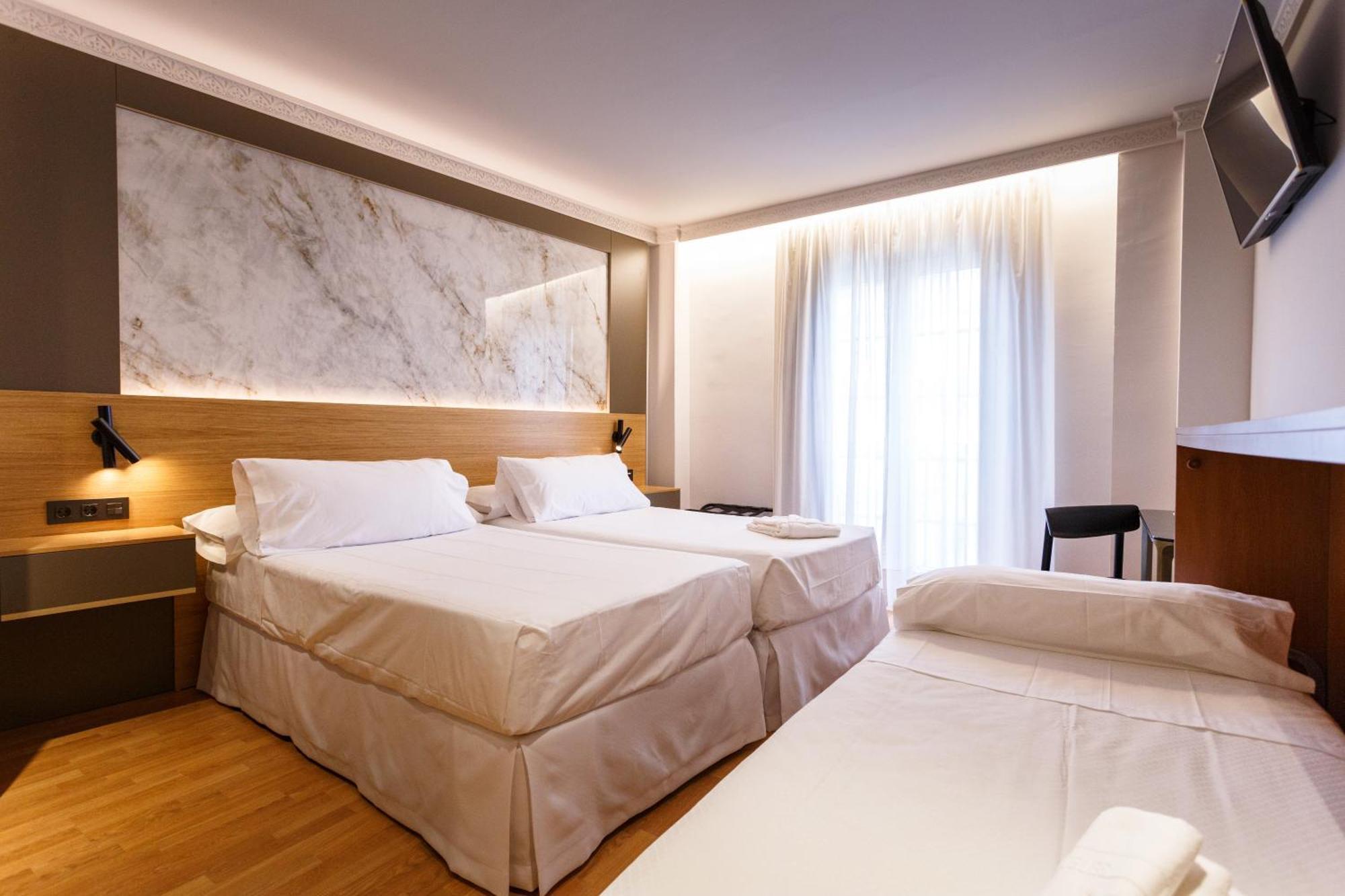 Hotel Dauro Premier — Photos 1